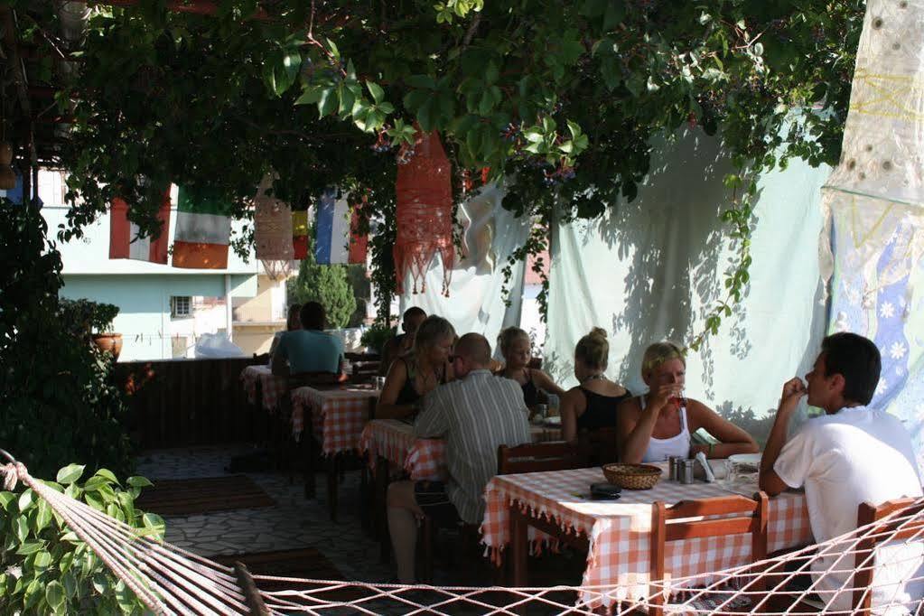 מלון קס Ani Pension מראה חיצוני תמונה